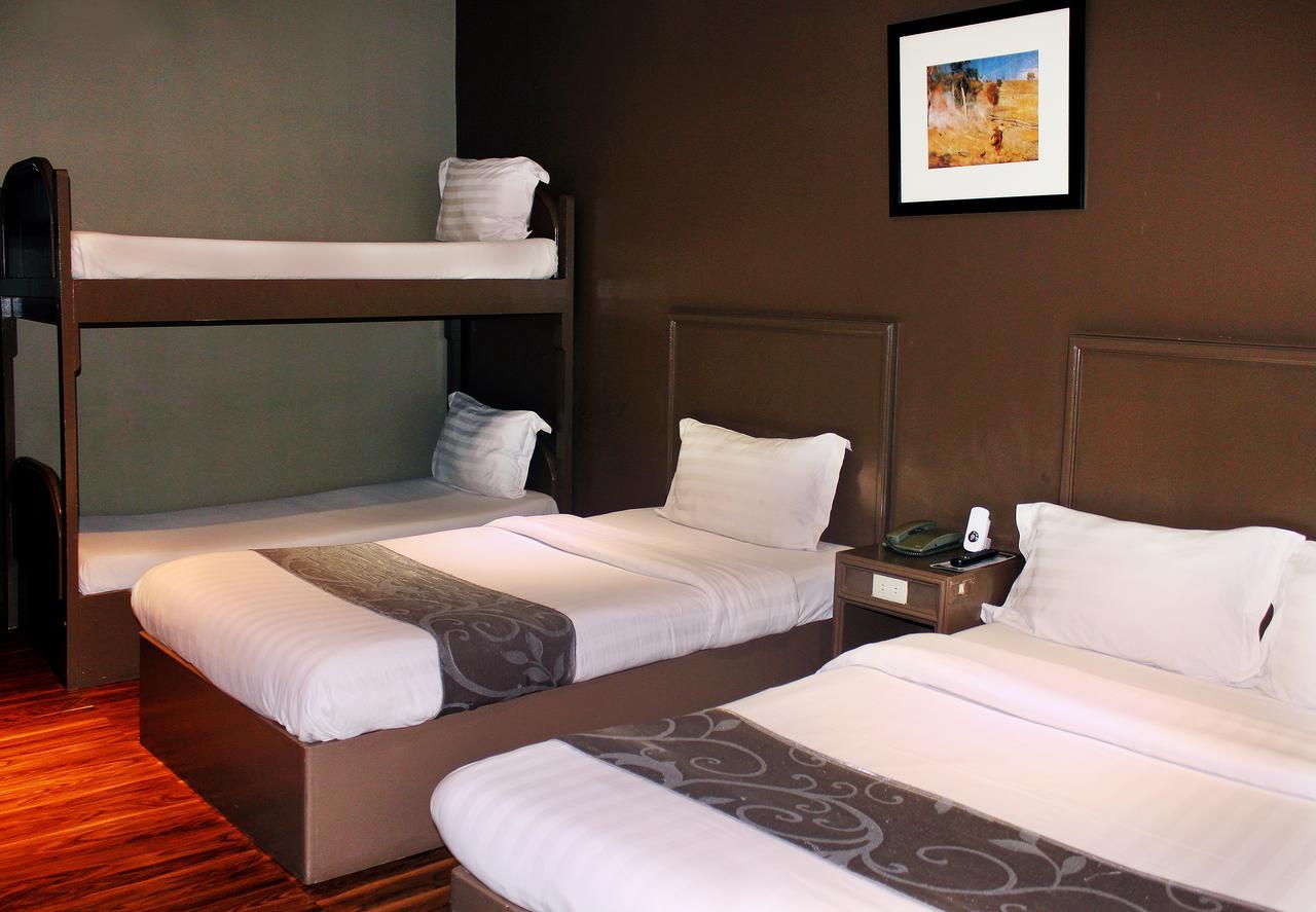 Swagman Hotel Manila Exteriör bild