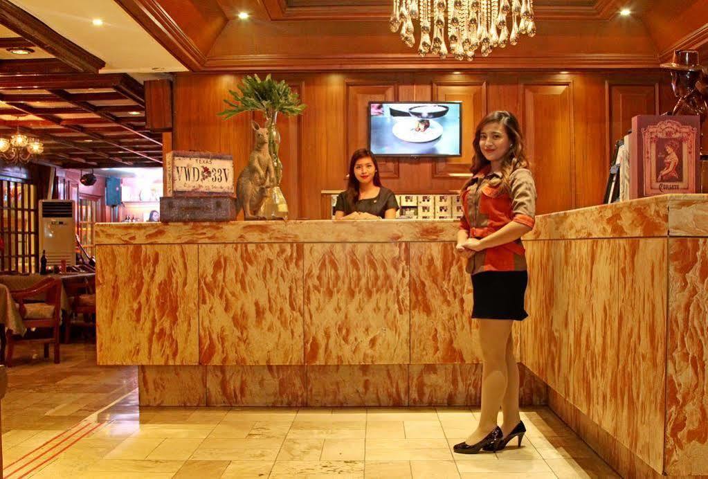 Swagman Hotel Manila Exteriör bild
