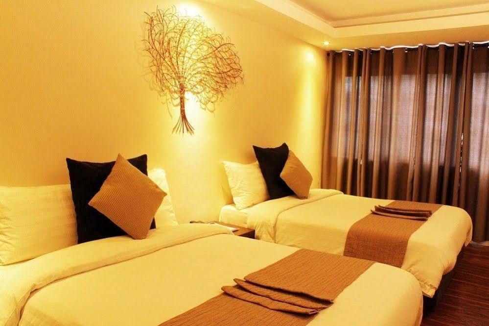Swagman Hotel Manila Exteriör bild
